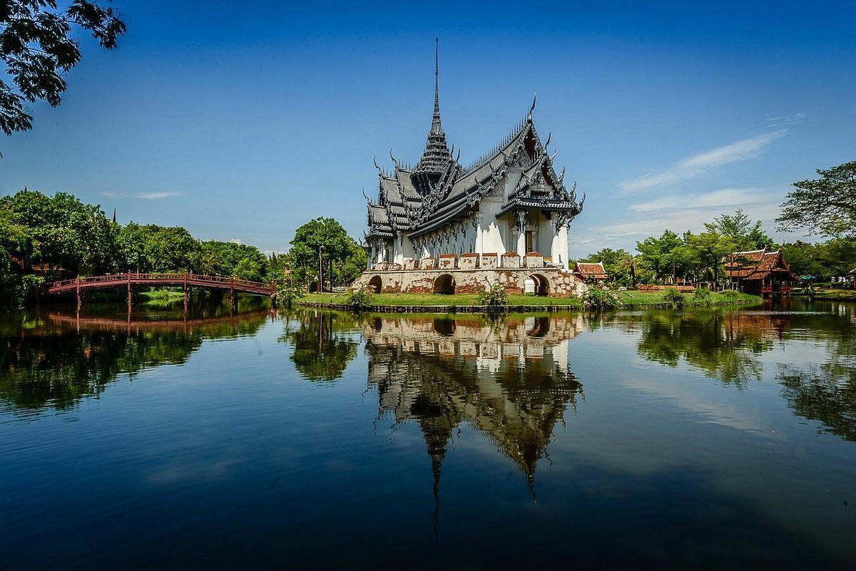 ancient city mueang boran